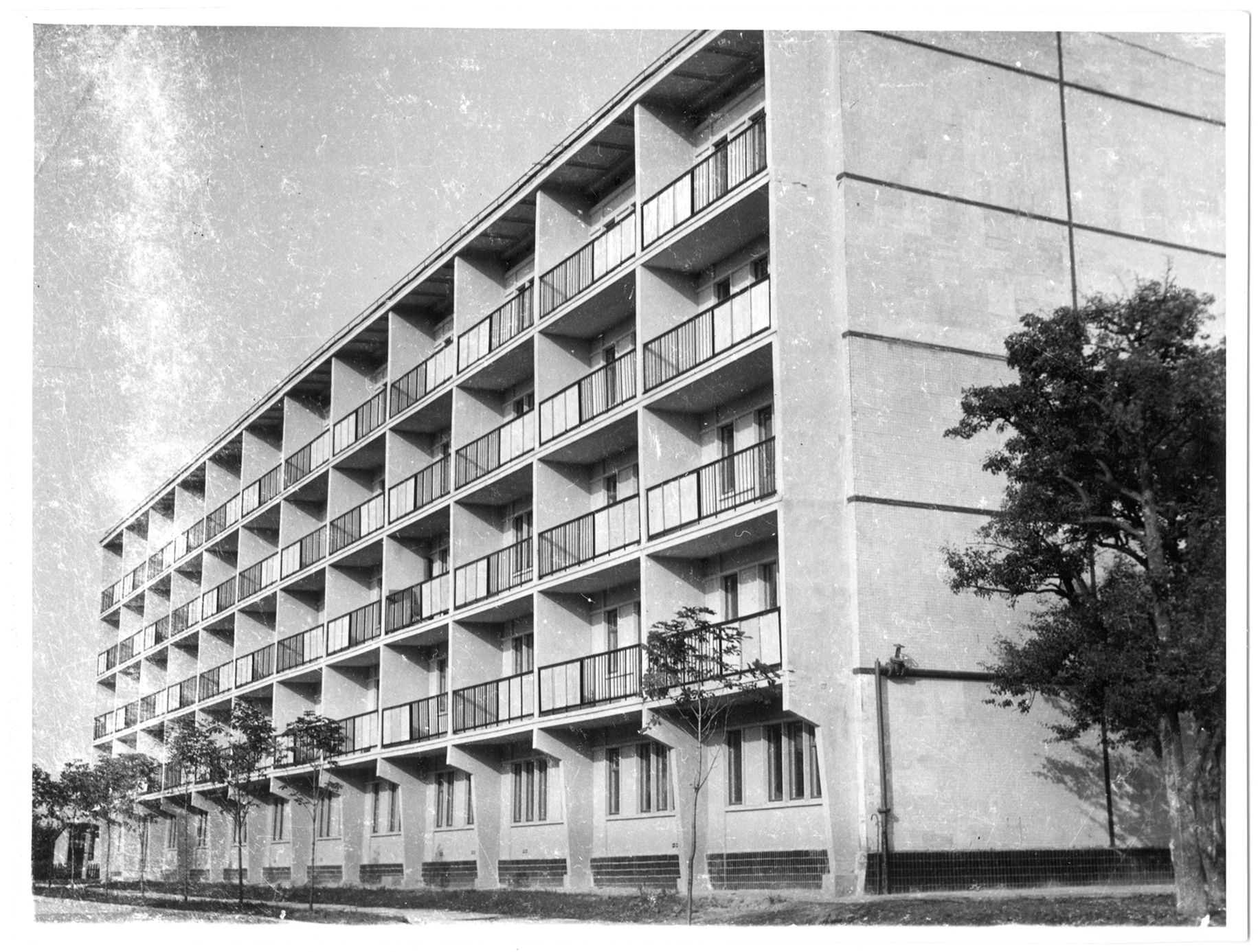 “It Wasn’t That Long Ago”. Kyiv in 20th Century Architectural Photography. Chapter II